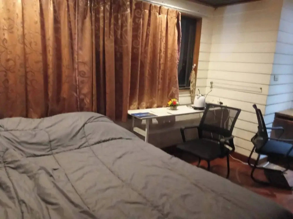 Spacious City-view Apartment With Modern Amenities in Krung Thep