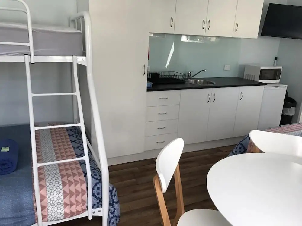 Acacia Caravan Park & Holiday Units