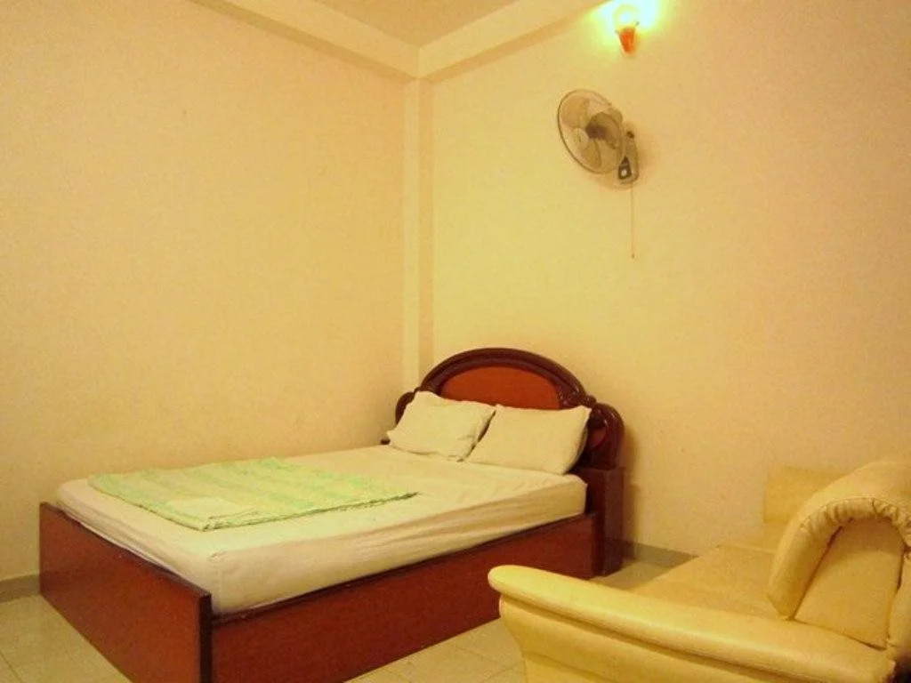 Thanh Long PMH Hotel