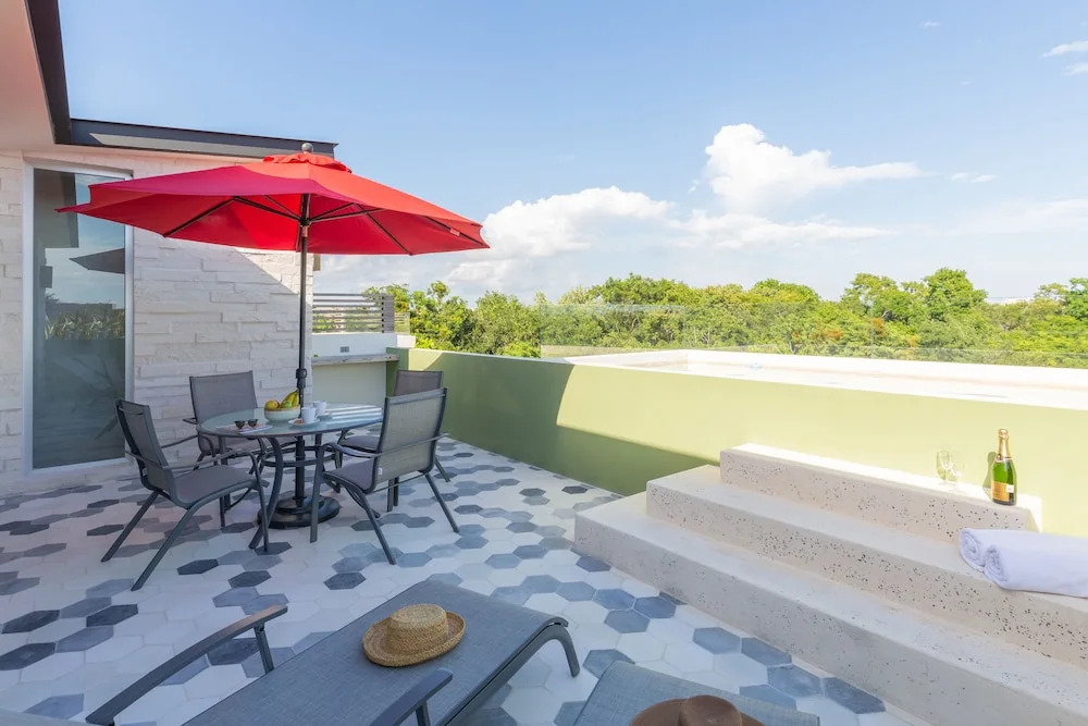 Villa Parota 3 BR Penthouse - Attha Cenote