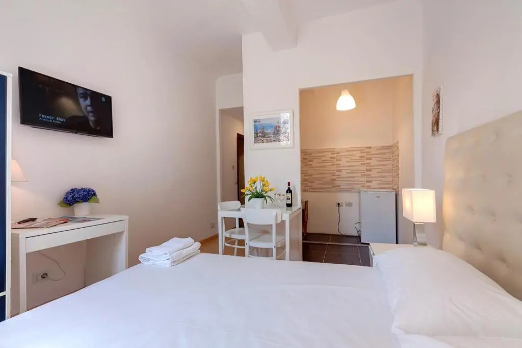 Silvio studio apartment for 2 people, Florence