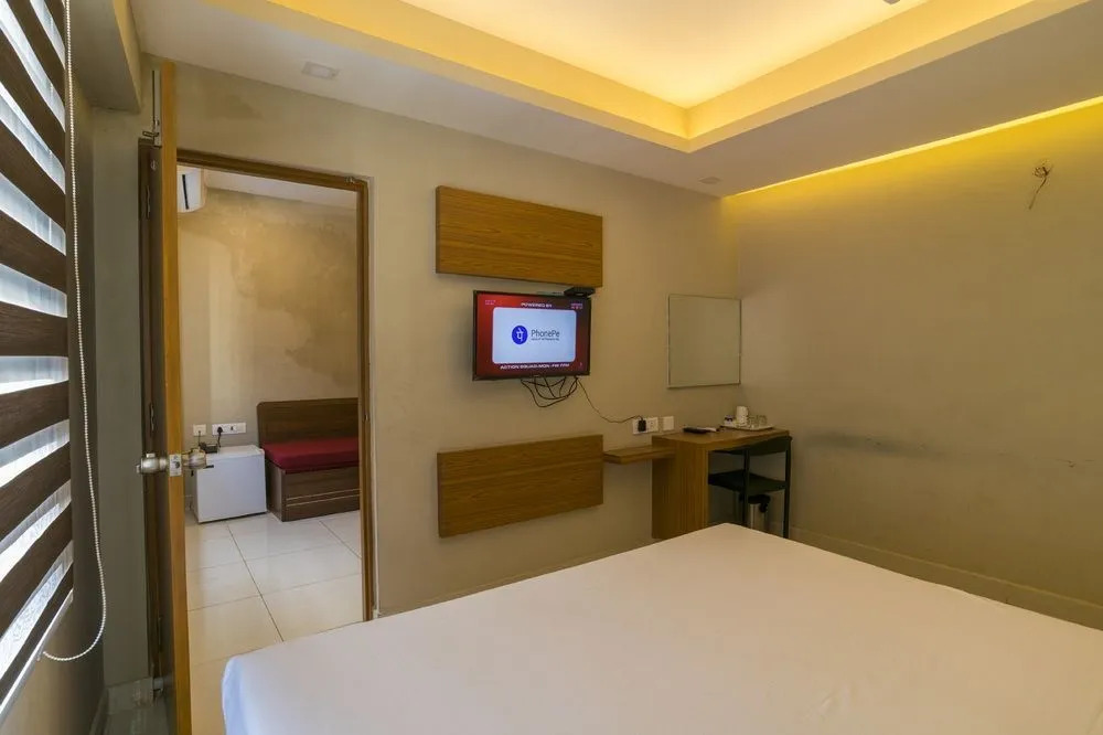 Hotel Crescent Inn