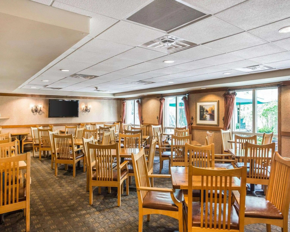 Econo Lodge Pigeon Forge Riverside