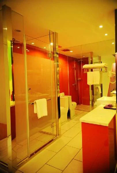 Pinke Business Hotel