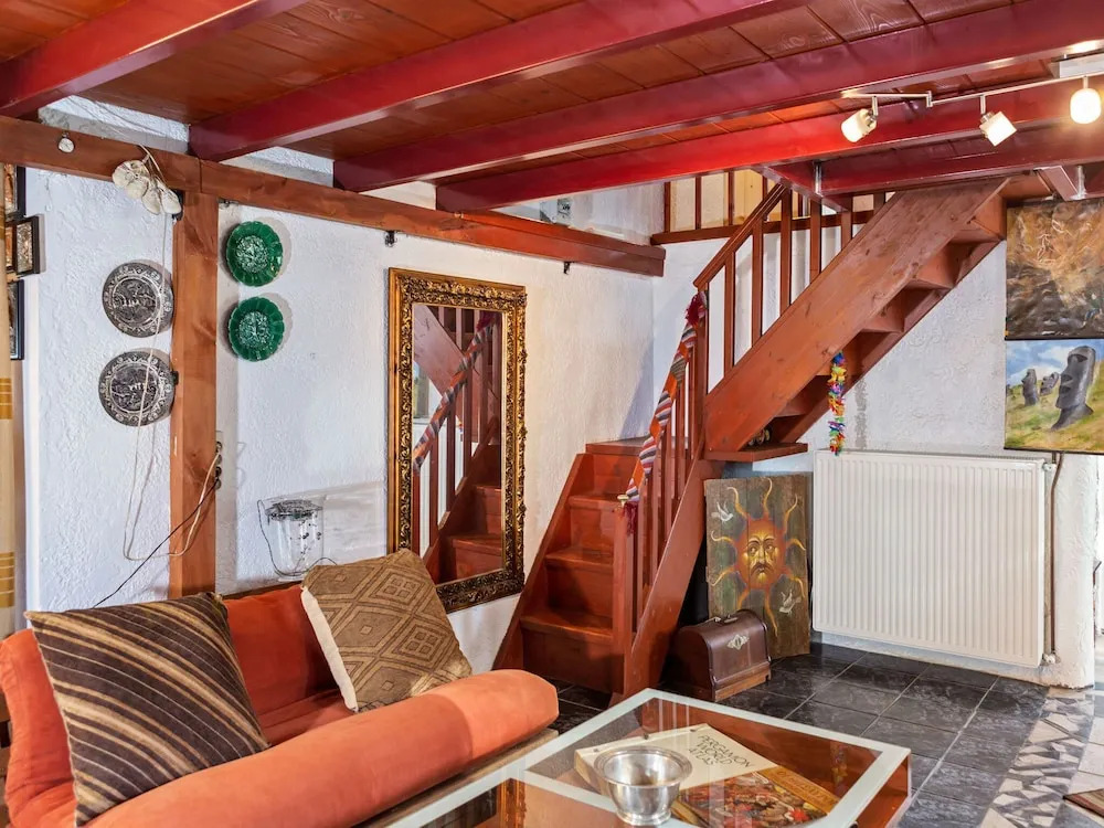 Restful Apartment in Istiaia With Patio