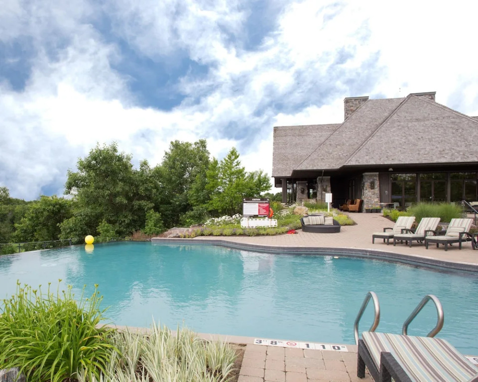 Muskoka Bay Resort