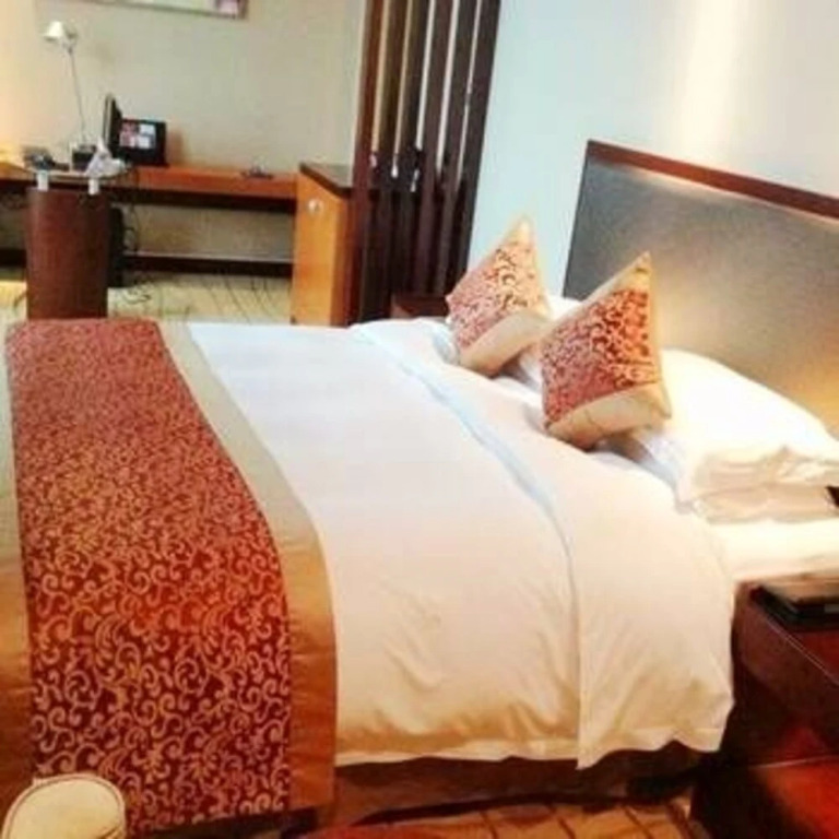 Longjing International Hotel