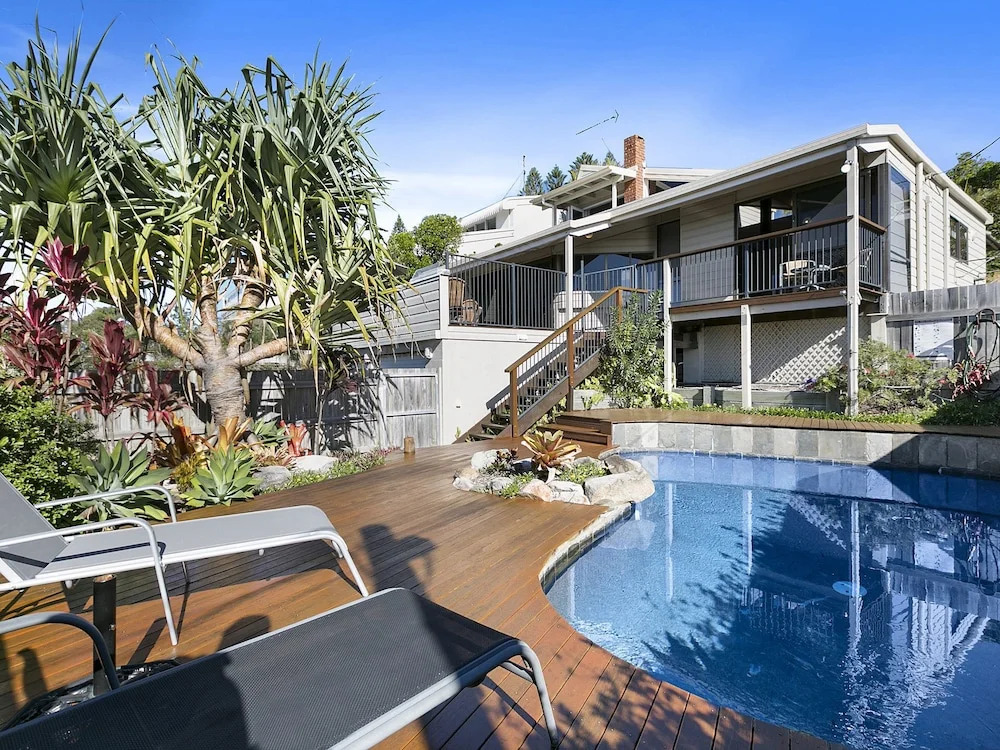 Sunshine Beach Serenity and Pet Friendly ! 9 Seaview Terrace, Sunshine Beach, QLD 4567