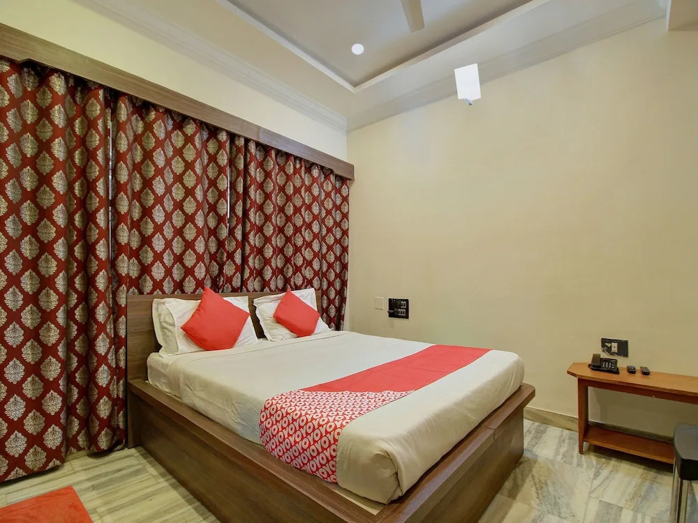 OYO 15955 Rest Inn