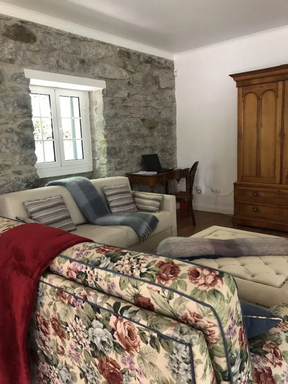 Villa-sleeps2-garden-private park