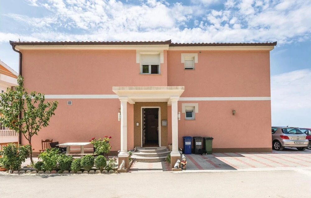 Amazing Home in Celina With Wifi and 1 Bedrooms