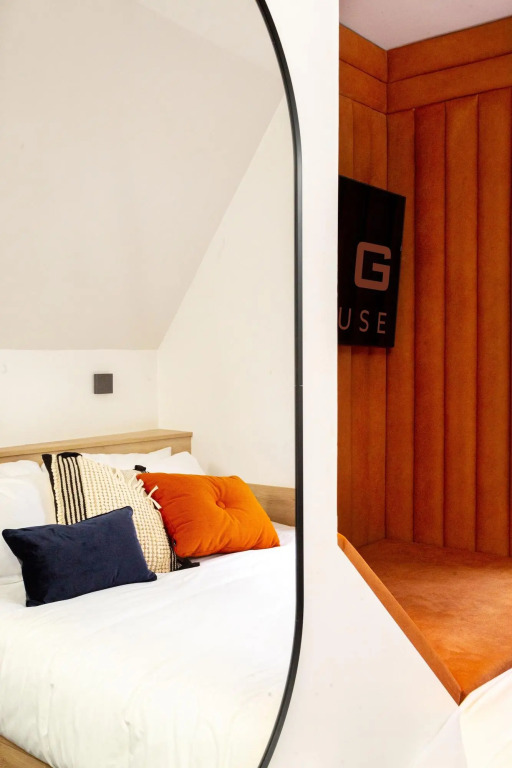 The Snug Townhouse
