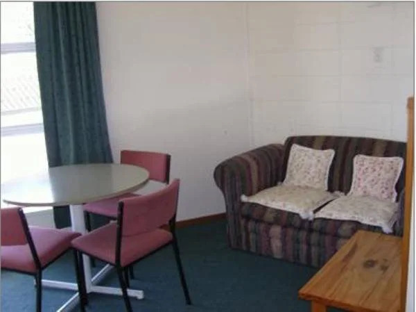 Motel Six