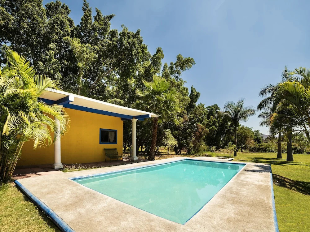 Villas el Paraíso, El Rollo