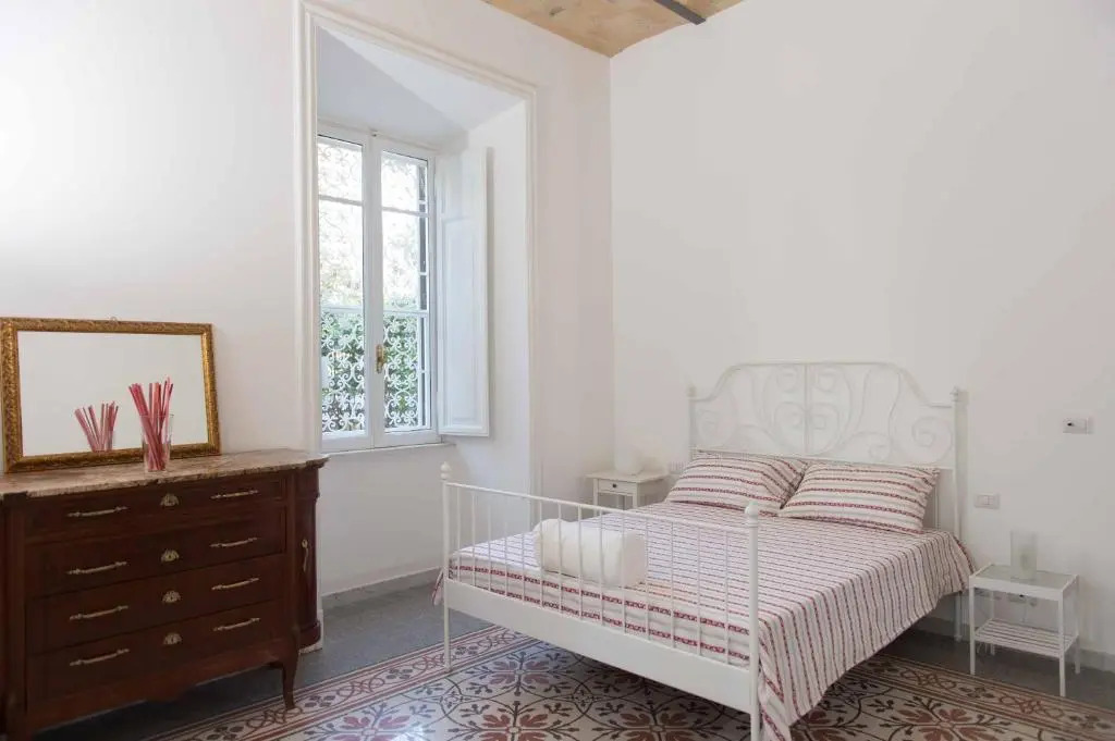 Domus Aurea B&B and Suites