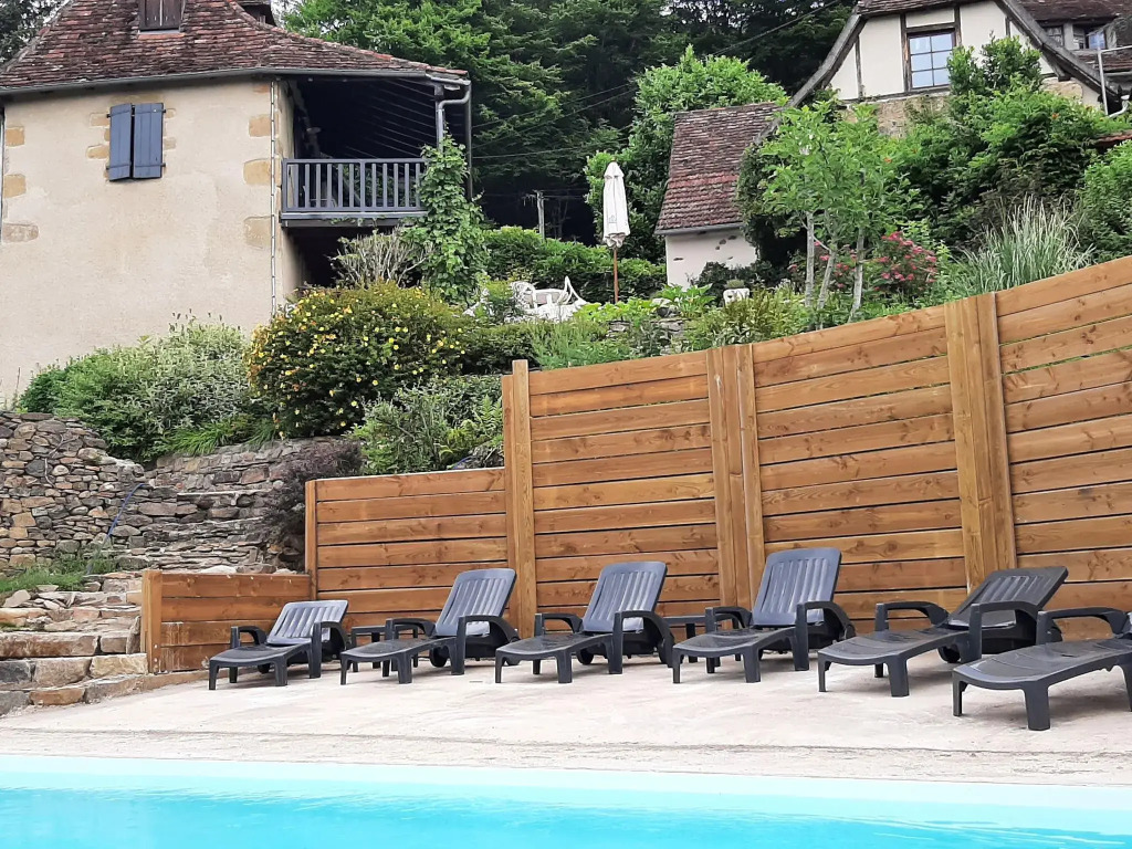 Charming 1930s Home in Altillac