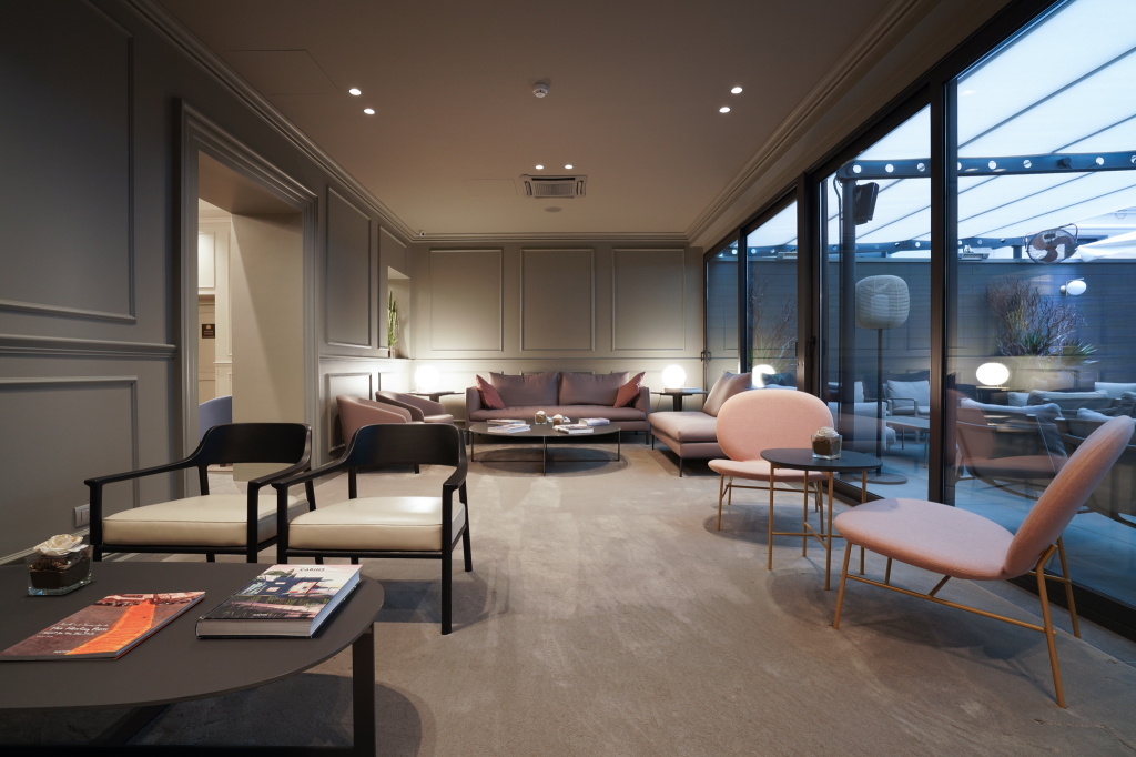 World Hotel Casati 18