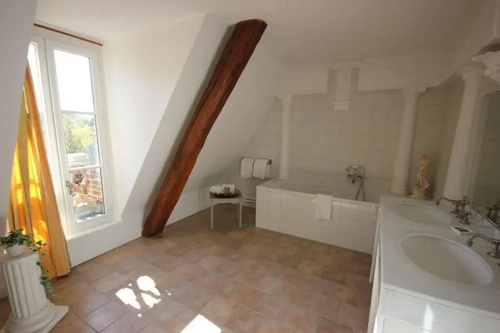 Hostellerie Du Château Les Muids