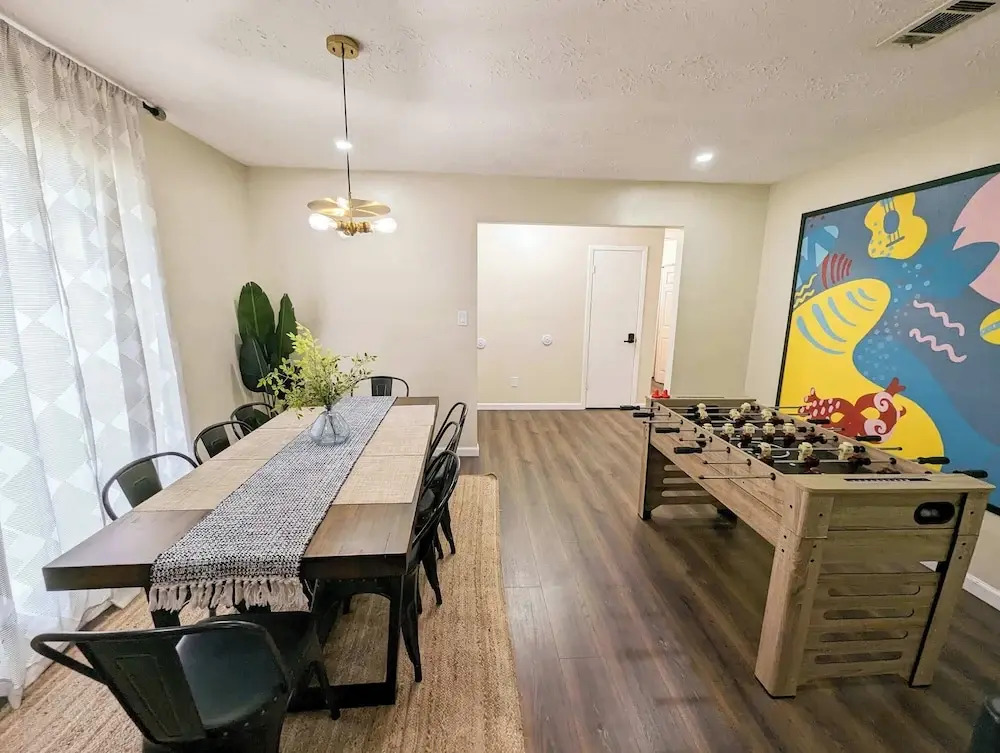 Vibrant Getaway Say Hello to the Best of Houston