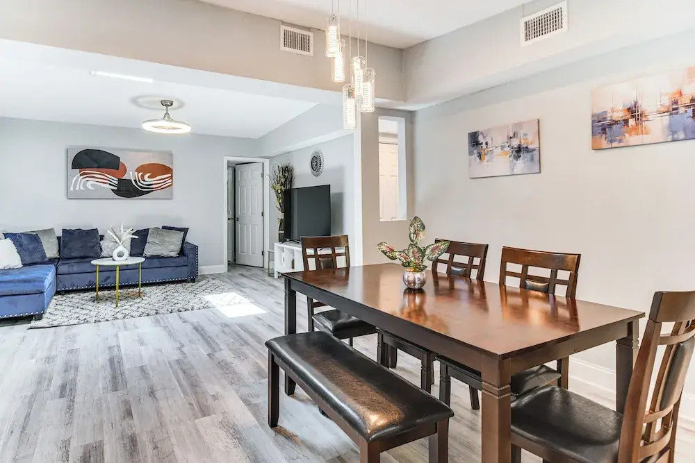 7 Mi to Beach: Updated Home w/ Pool in Seminole