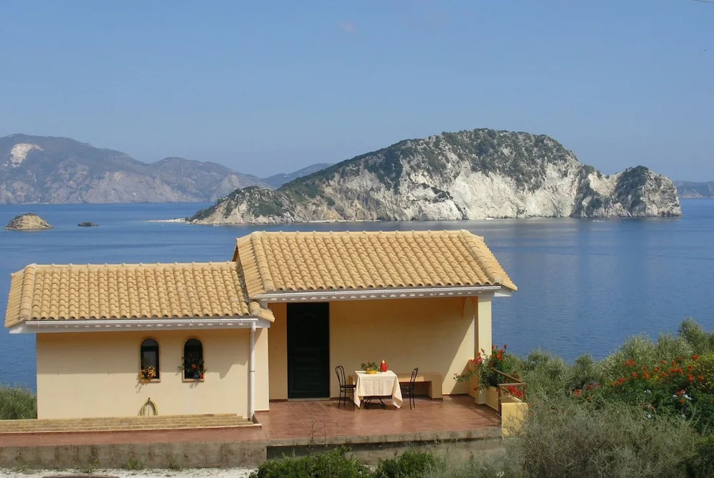 Villa Flisvos