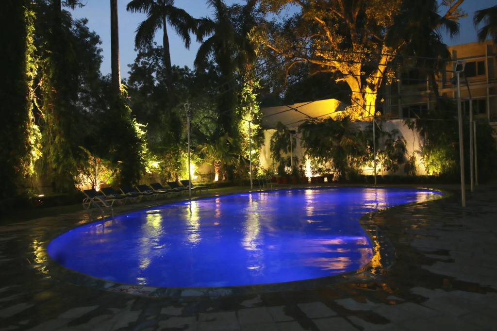 Hotel Clarks Varanasi Limited