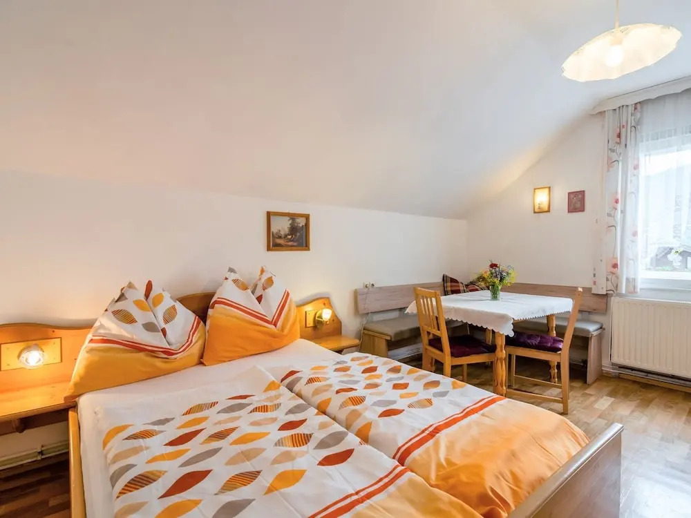 Apartment in Tröpolach near Ski Lift