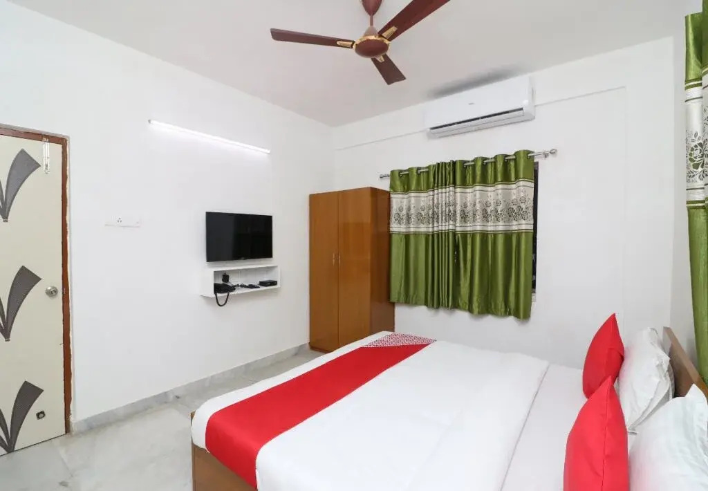 Amar Raj Inn by OYO Rooms