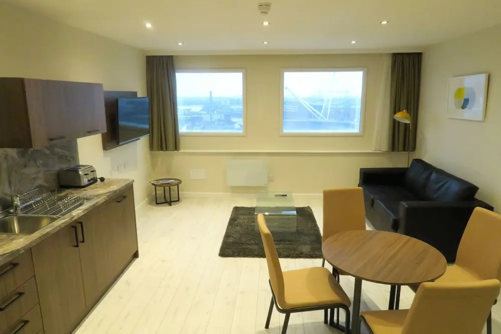 Quay Apartments Clarence House