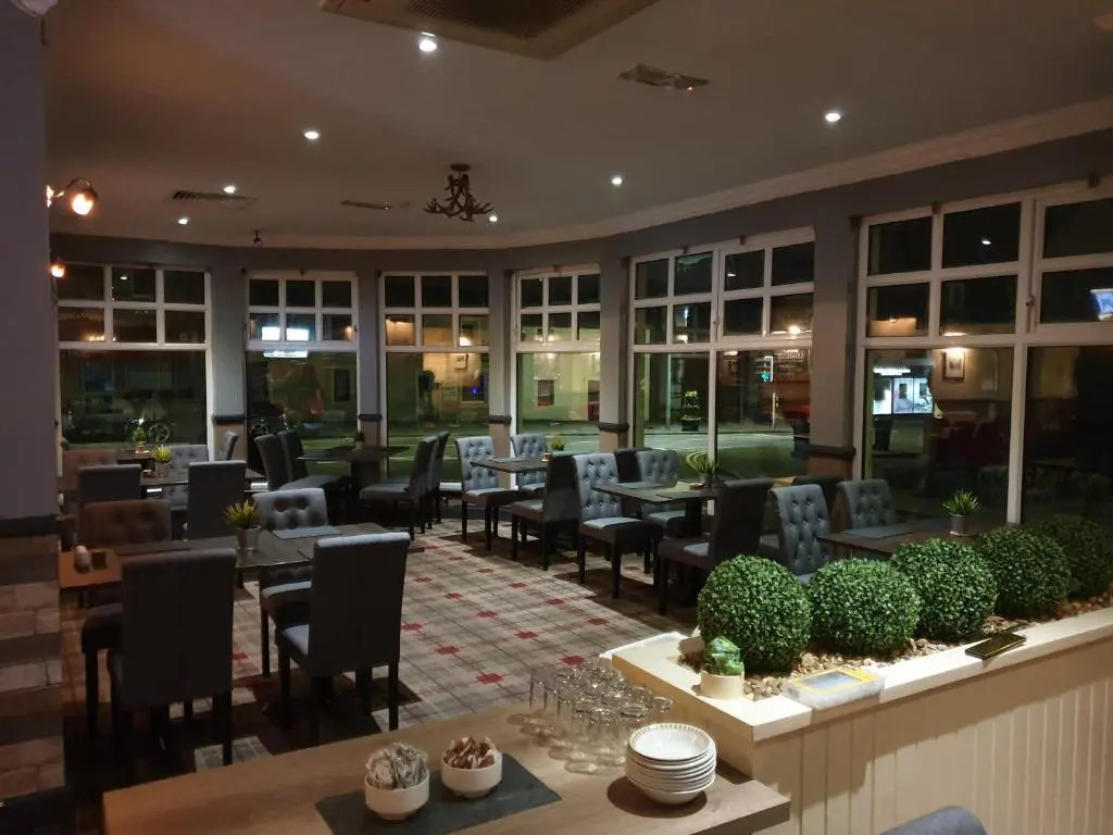 Glendevon Hotel