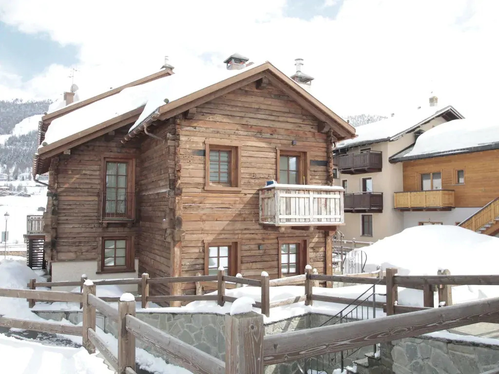 Modern Holiday Home in Livigno Italy near Ski Area