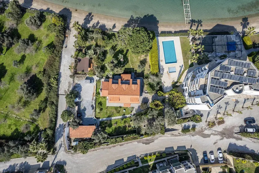Sea Houses