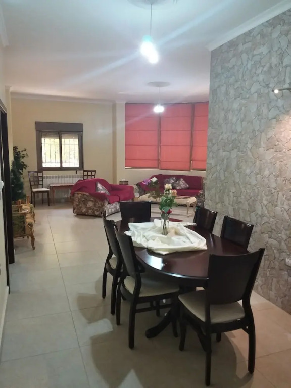 Honey Guesthouse