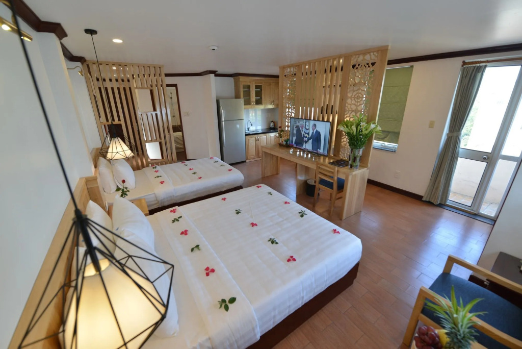 Blue Ha Noi Inn Legend Hotel