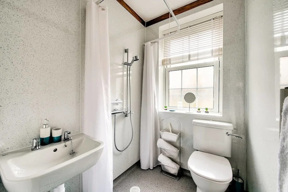 Stylish Royal Mile Apt: Heart of Historic Old Town