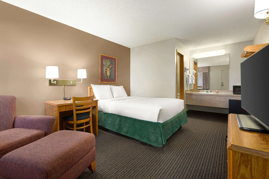 Travelodge By Wyndham Wellington