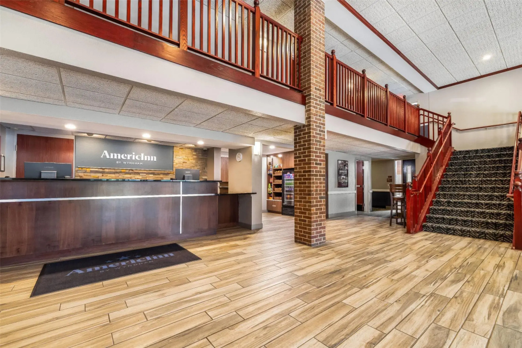 AmericInn by Wyndham Mounds View Minneapolis