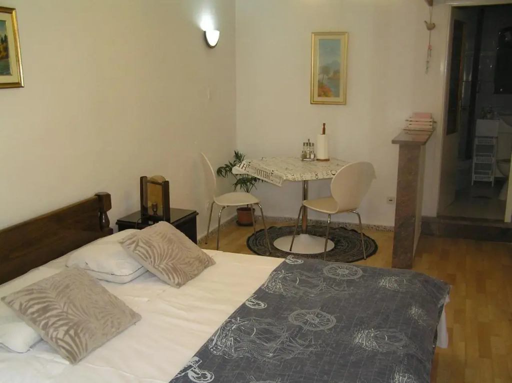 Studio Apartments Fabjanac