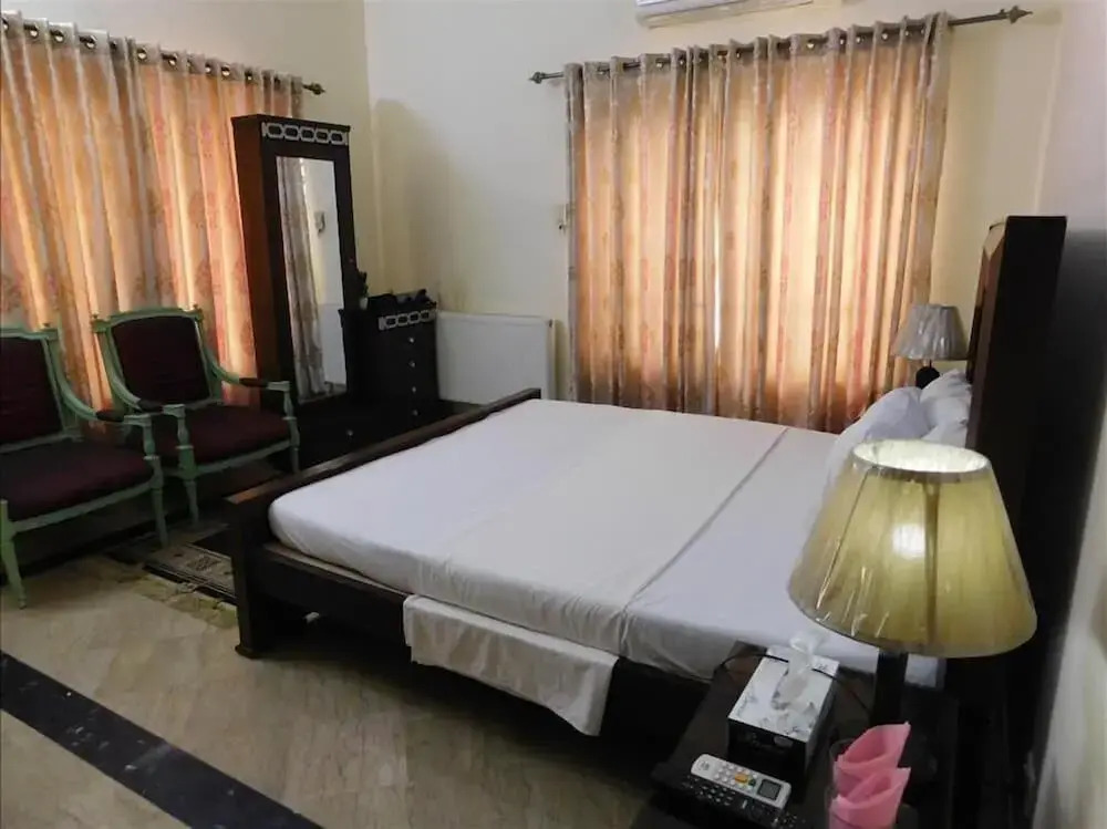 Melberry Guest House