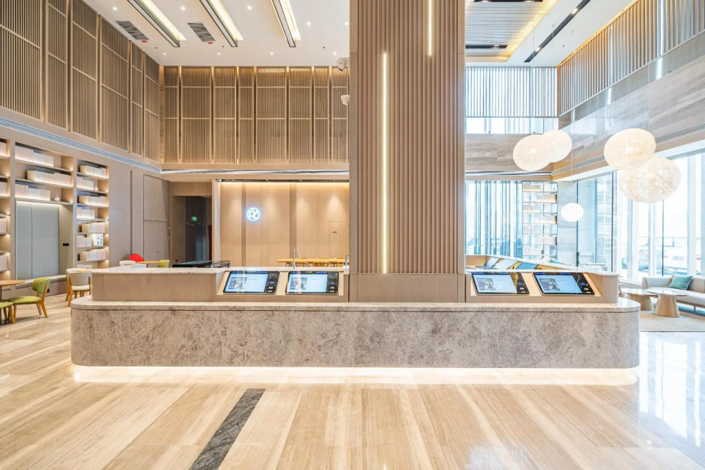 Starway Hotel (Changji Dongfang Plaza)