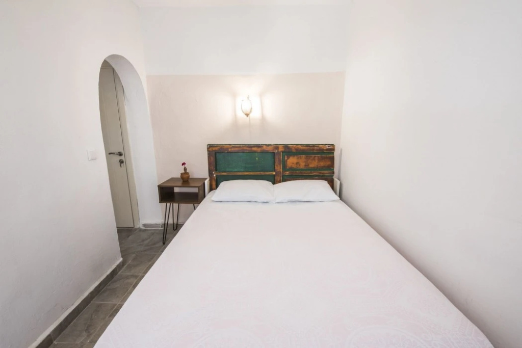 Kuytu Bed & Breakfast