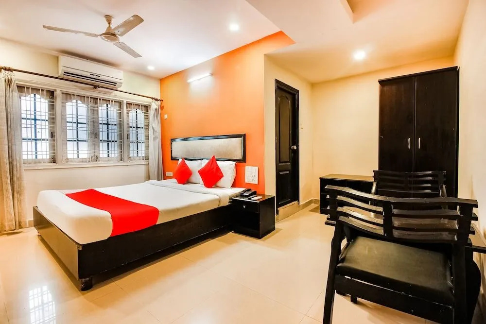 Hotel SG Comforts