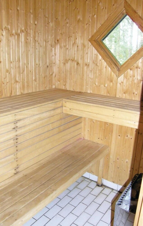 Stunning Home in Köpingsvik With 5 Bedrooms, Sauna and Wifi