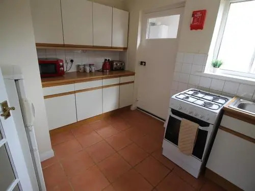 Two Bed Ground Floor Apartment Cardiff