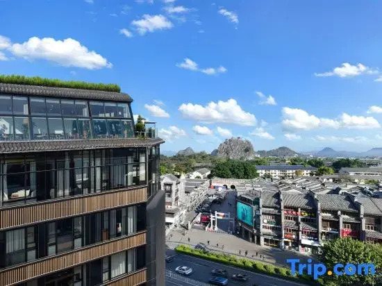 GangShe Rooftop View Hotel l (Guilin Two Rivers And Four Lakes Elephant Trunk Hill)