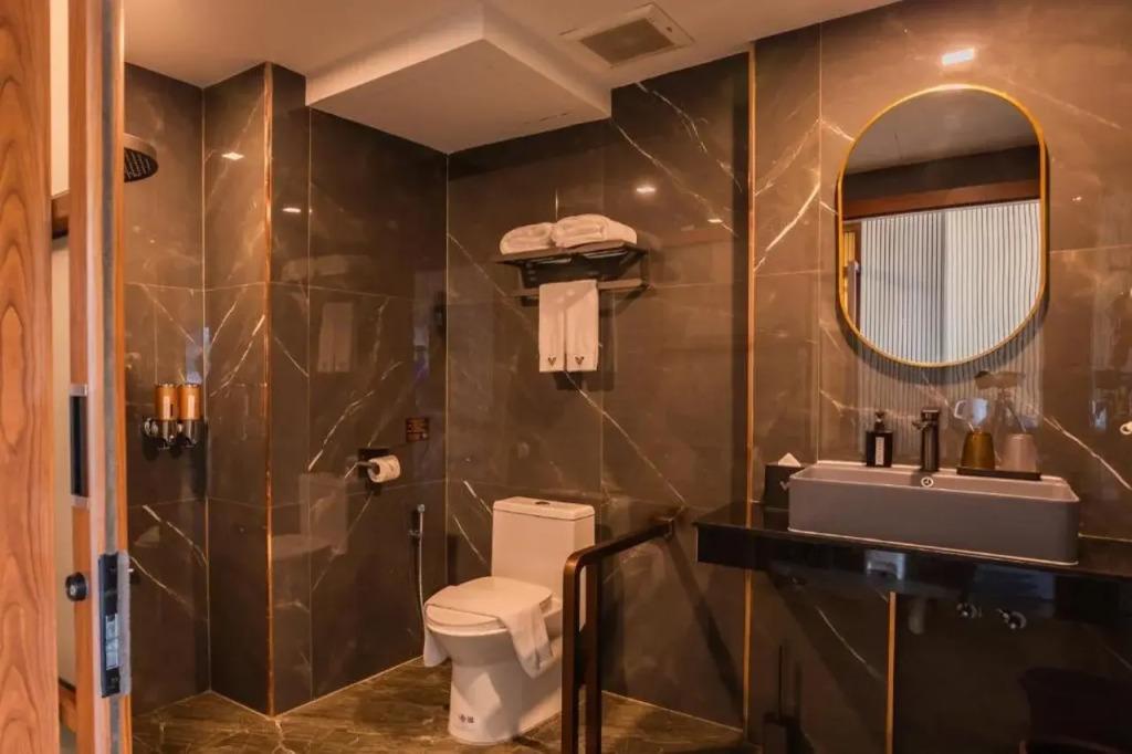The Legacy V Beachfront Resort Ao Nang Krabi, Aspira Collection