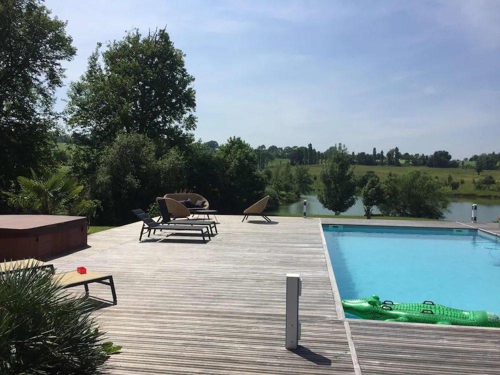Domaine en castanet