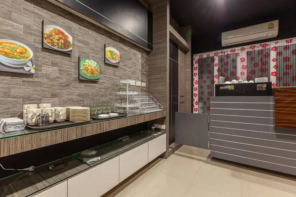 D-Box Hostel