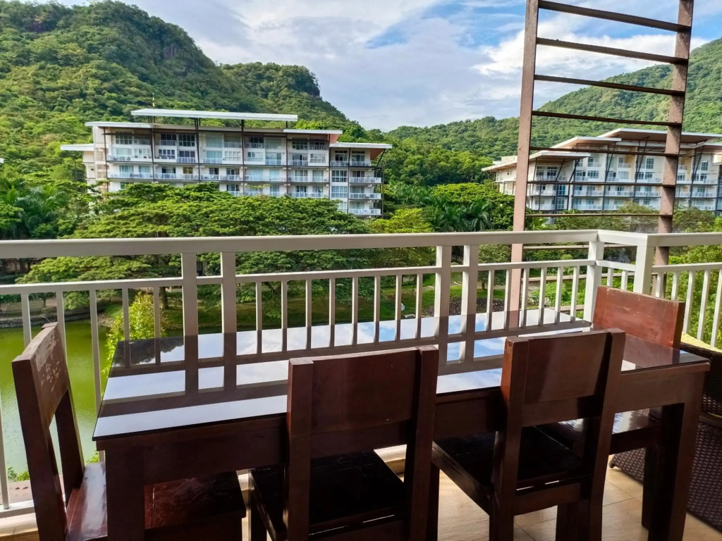 Miranda 514B by Raquel's Place at Pico de Loro