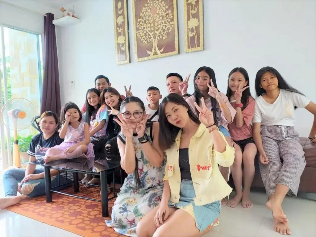 บ้านพลอยฟ้า พูลวิลล่า หัวหิน บ้านพักส่วนตัว ปิ้งย่าง ทำอาหารได้ มีโอเกะ ใกล้ 7-11